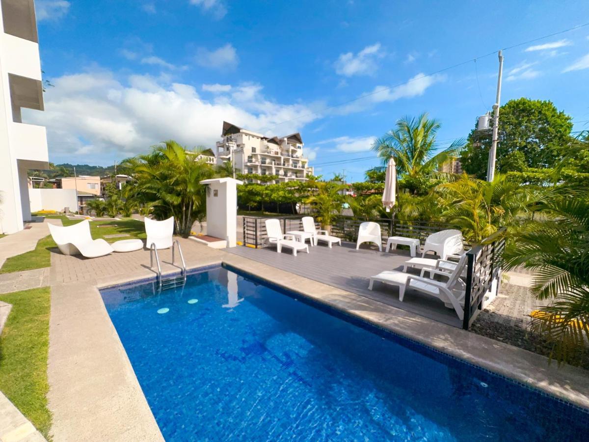 Pura Vida Apartment With Nice Pool Walking Distance To The Heart Of Jaco Bagian luar foto