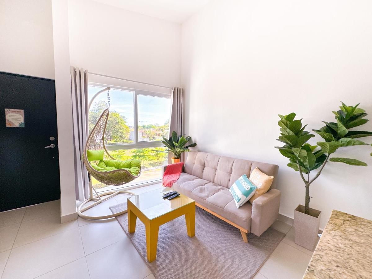 Pura Vida Apartment With Nice Pool Walking Distance To The Heart Of Jaco Bagian luar foto